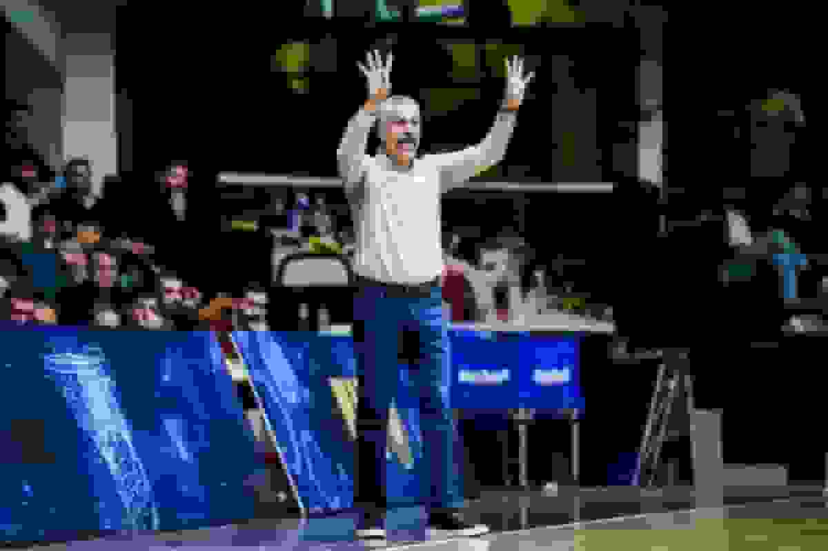 انتقاد سرمربی استقلال پس از اولین شکست در لیگ بسکتبال