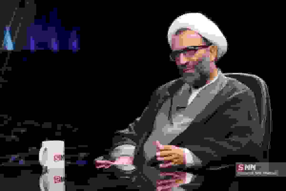 سلیمی: مسئول دفتر رئیس جمهور سری به بازار مرغ و گوشت بزند