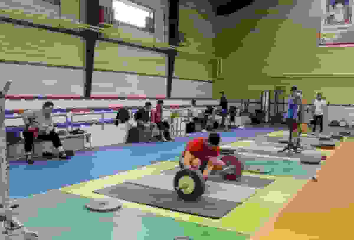 دعوت ۱۸ وزنه‌بردار به اردوی تیم ملی نوجوانان و جوانان