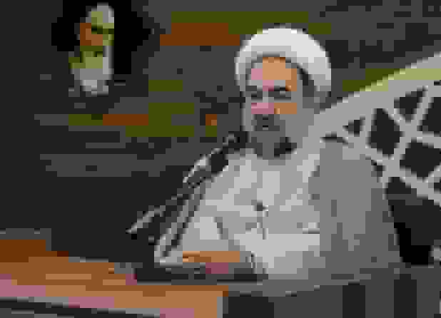 امام جمعه زاهدان: برخورد با قاچاق سوخت باید معطوف به شبکه‌های مافیایی باشد