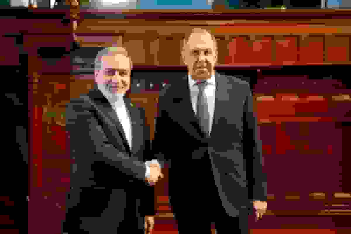 امضای سند برنامه همکاری‌های وزارت خارجه ایران و روسیه