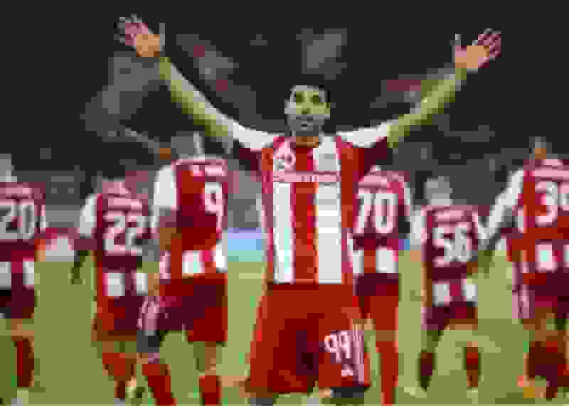 برتری ۶ گله المپیاکوس مقابل ایراکلیس؛ طارمی از دقیقه ۶۷ وارد شد