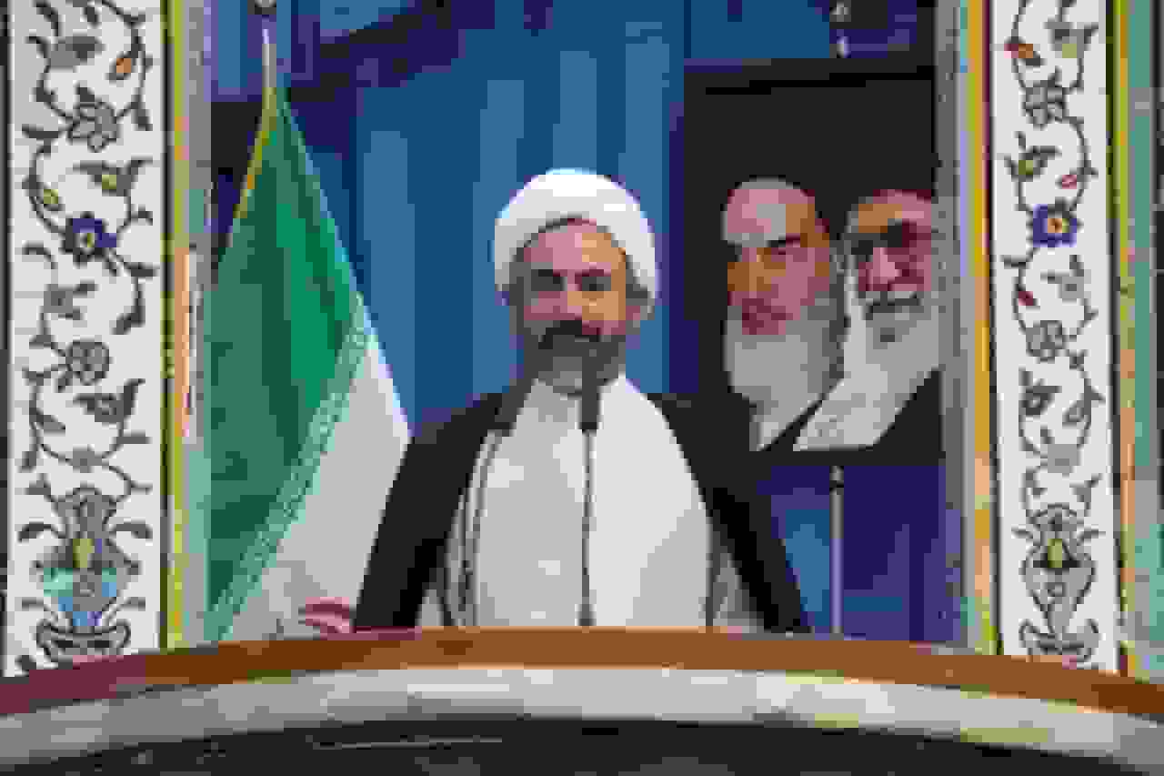 انتقاد امام جمعه ایلام از گرانی‌های سازمان‌یافته و سوءمدیریت