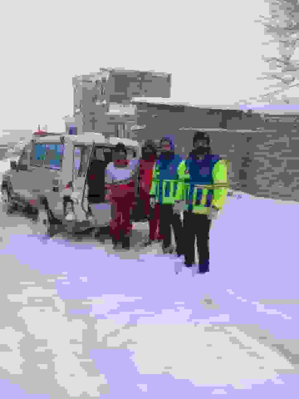 تولد میان برف و کولاک/ نجات مادر و نوزاد در مسیرهای مسدود دهنو