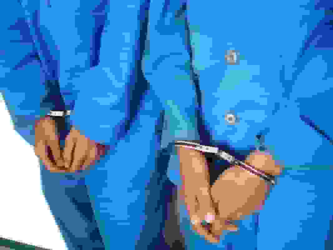 دستگیری دو کلاهبردار و کشف سکه‌های تقلبی در کرج