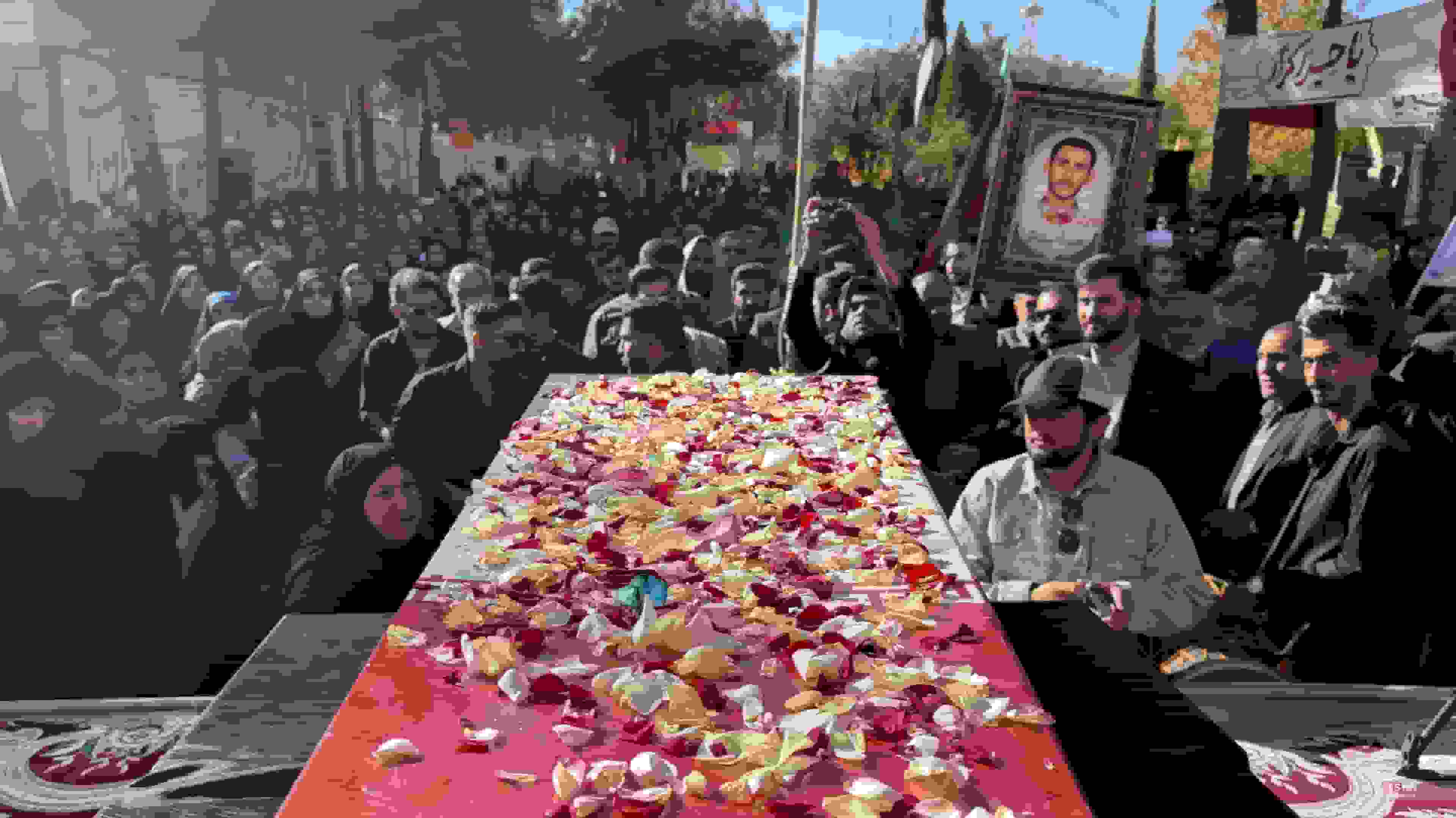 تشییع پیکر شهید گمنام دفاع مقدس در دانشگاه فرهنگیان یاسوج