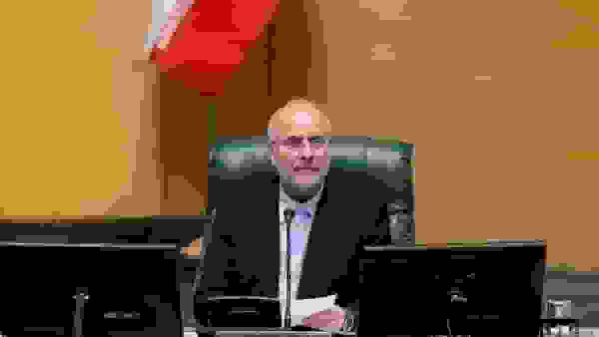 گلایه قالیباف از افزایش قیمت کالاها و ارز؛ هشدار به استیضاح در صورت عدم اصلاحات