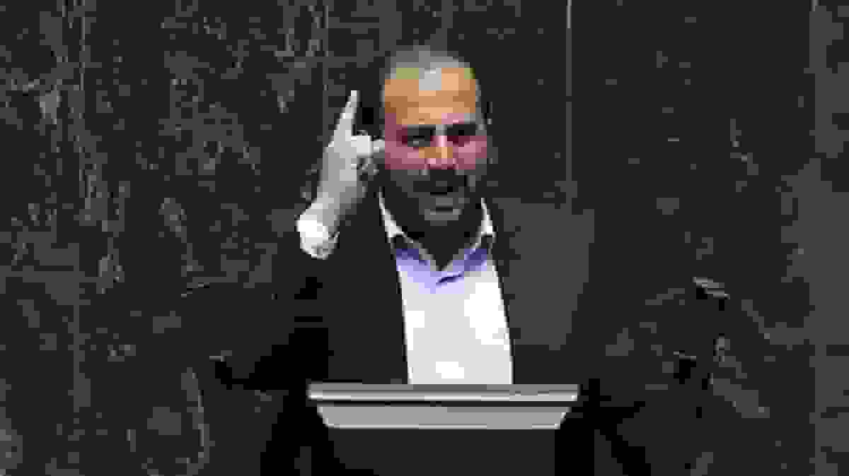 گرانی و تورم افسارگسیخته کمر کارگران و بازنشستگان را خم کرده است