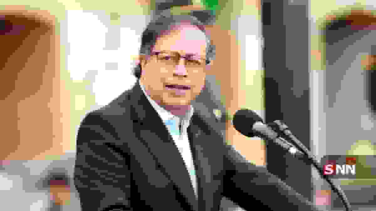 کلمبیا خطاب به ترامپ: تگزاس و کالیفرنیا را پس بده؛ بعد درباره نفت مذاکره کنیم!