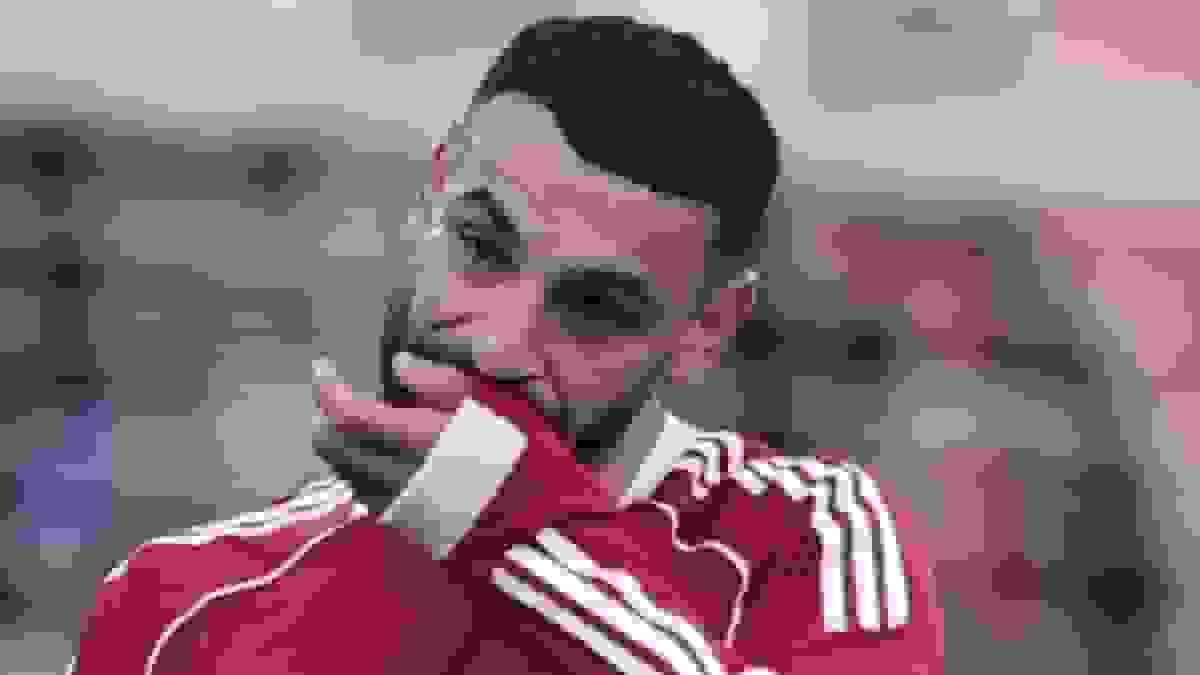 کرگر به صلاح: فقط وقتی قرارداد می‌خواهی حرف می‌زنی!