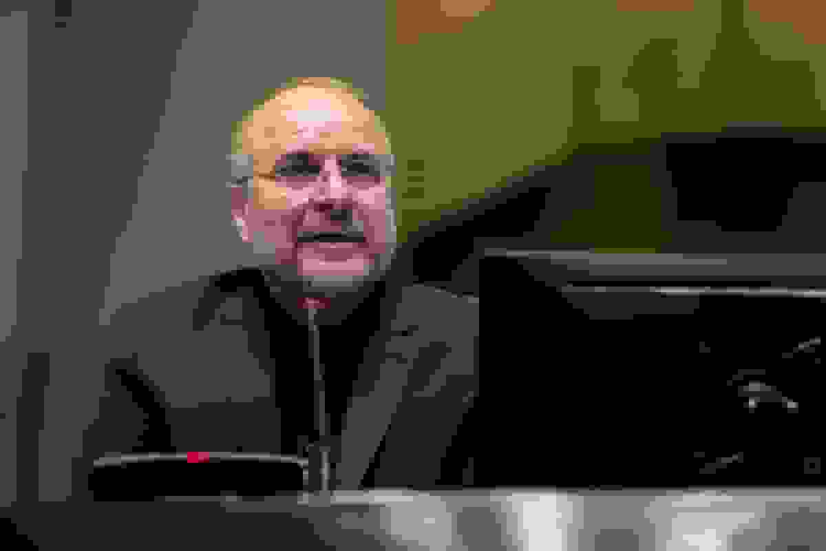 قالیباف: حل مساله بیمه تکمیلی بازنشستگان توسط دو وزارتخانه