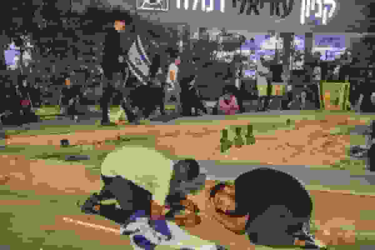 والا: نگرانی سرویس‌های امنیتی اسرائیل پس از ترور فرمانده حزب‌الله