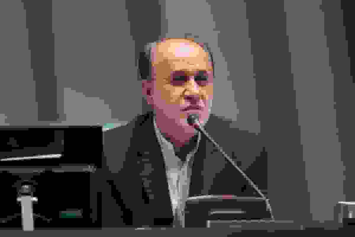 حاجی بابایی: بسیج زیاد کار می‌کند اما کمتر از بیت‌المال برداشت می‌کند