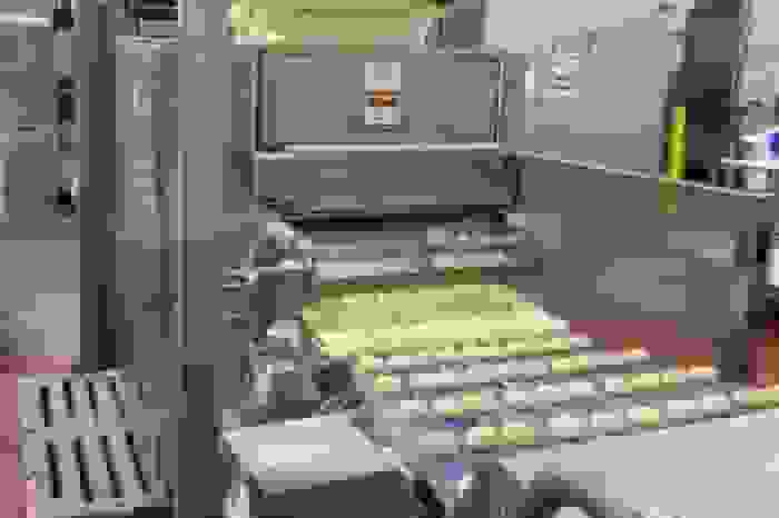 راه‌اندازی نانوایی صنعتی در چهارمحال و بختیاری برای کنترل قیمت نان