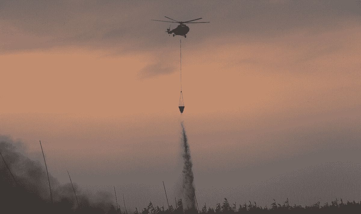 اعزام ۲۱ تیم هلال‌احمر برای اطفای حریق جنگل‌های ارسباران در دیزمار