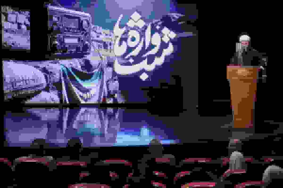 توقع رهبر انقلاب از ارتباط وثیق‌تر دانشگاه سوره و حوزه هنری