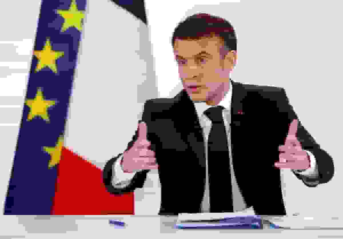 مکرون از آغاز طرح خدمت ملی برای جوانان فرانسه خبر داد