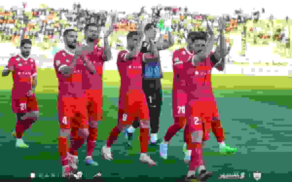 پرسپولیس 2-1 شمس آذر: پیروزی با جنجال گل آفساید فرشاد احمدزاده و VAR