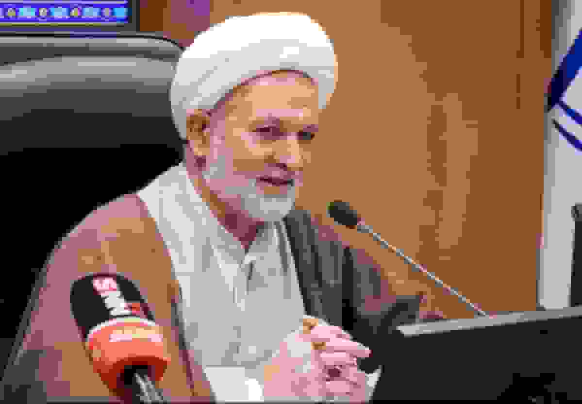 نمایندگان قم دخالتی در عزل و نصب‌ها ندارند