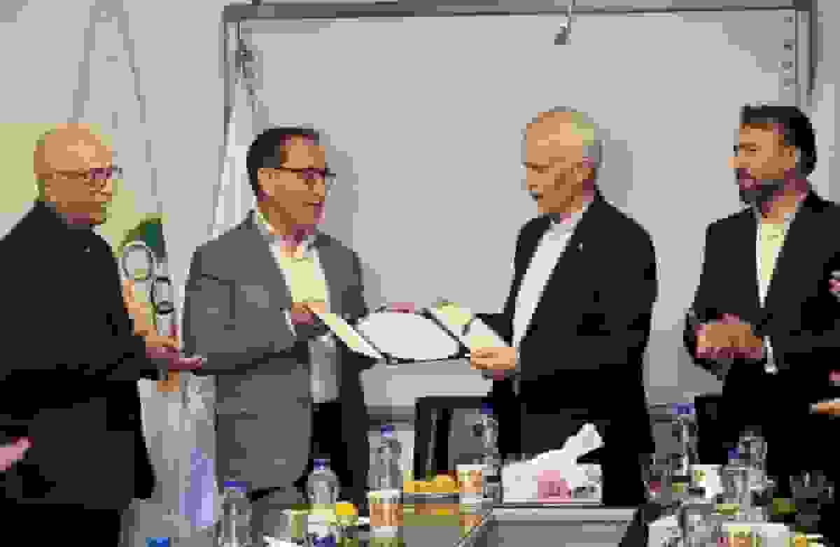 مراسم تودیع و معارفه رئیس فدراسیون سوارکاری با حضور معاون توسعه ورزش قهرمانی