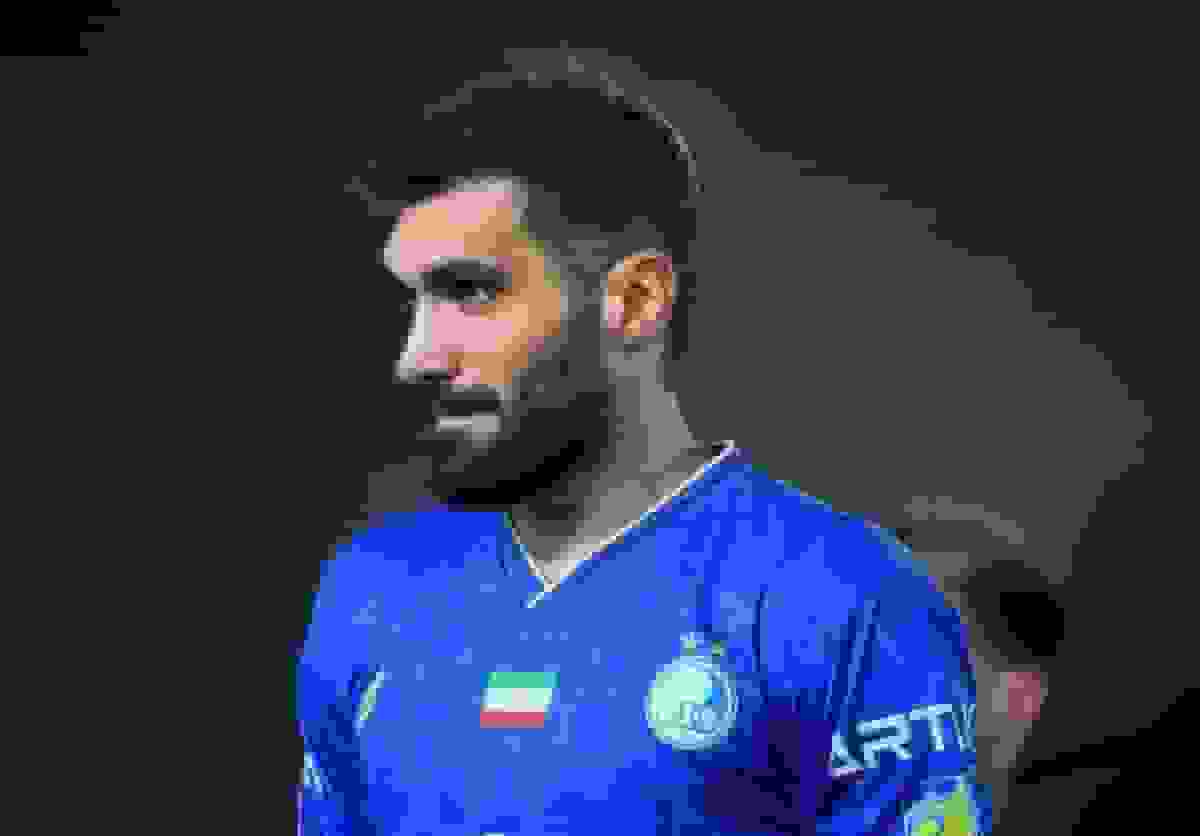 اخراج مدافع ۱۰۰ میلیاردی استقلال