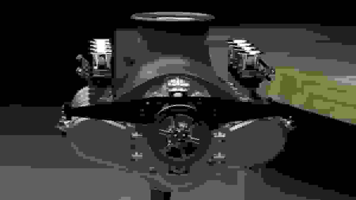 معرفی موتور باکسر هتزر ۸ سیلندر با سیستم خنککننده هوا