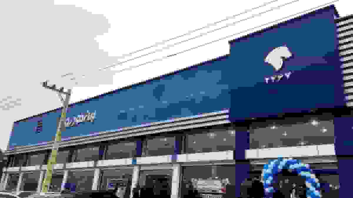 شرایط فروش فوری و فوق‌العاده ایران‌خودرو برای متقاضیان عادی اعلام شد