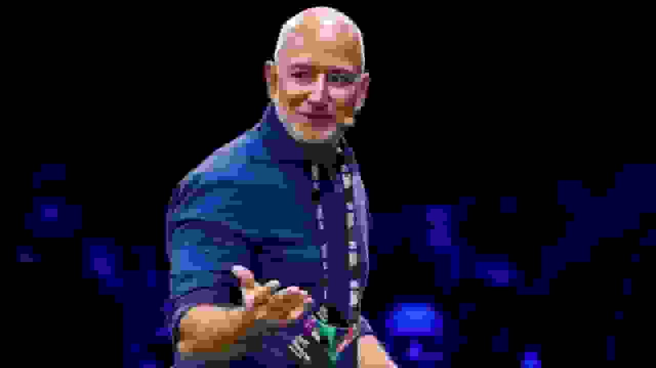 پیشبینی جف بزوس: زندگی میلیونها انسان در فضا در آینده نزدیک