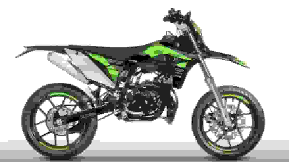 پژو با همکاری شرکو سه موتورسیکلت XP6 را عرضه خواهد کرد