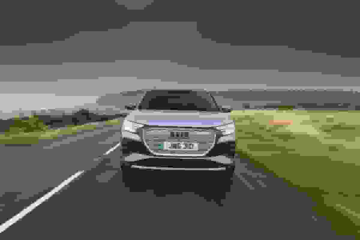 شرایط فروش آئودی Q4 ئی‌ترون توسط معین‌خودرو اعلام شد