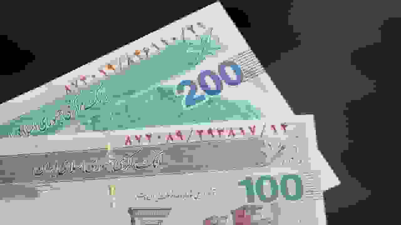 رئیس کمیسیون اقتصادی مجلس: حذف چهار صفر از پول ملی ۵ سال طول می‌کشد