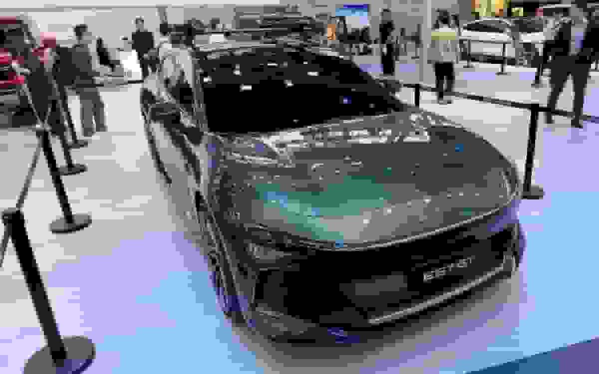 رونمایی اکسید اکسلانتیکس ES7 GT استیشن واگن با برد ۱۷۰۰ کیلومتر