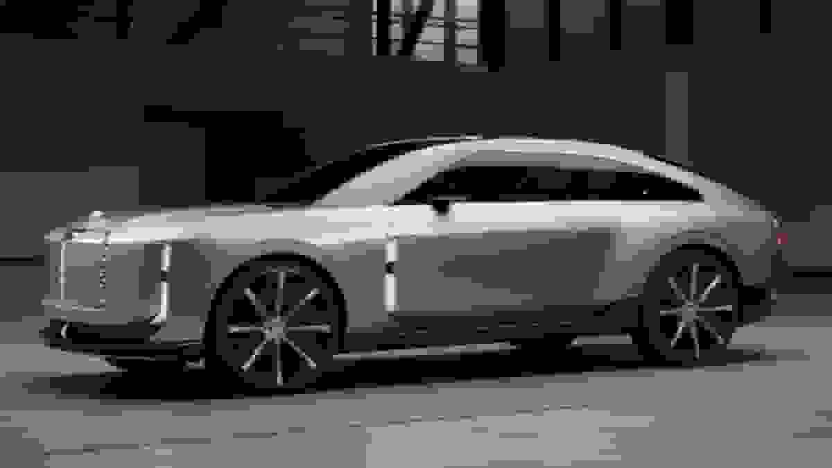 بنتلی با سدان فلایینگ اسپور جدید آینده خود را تغییر می‌دهد