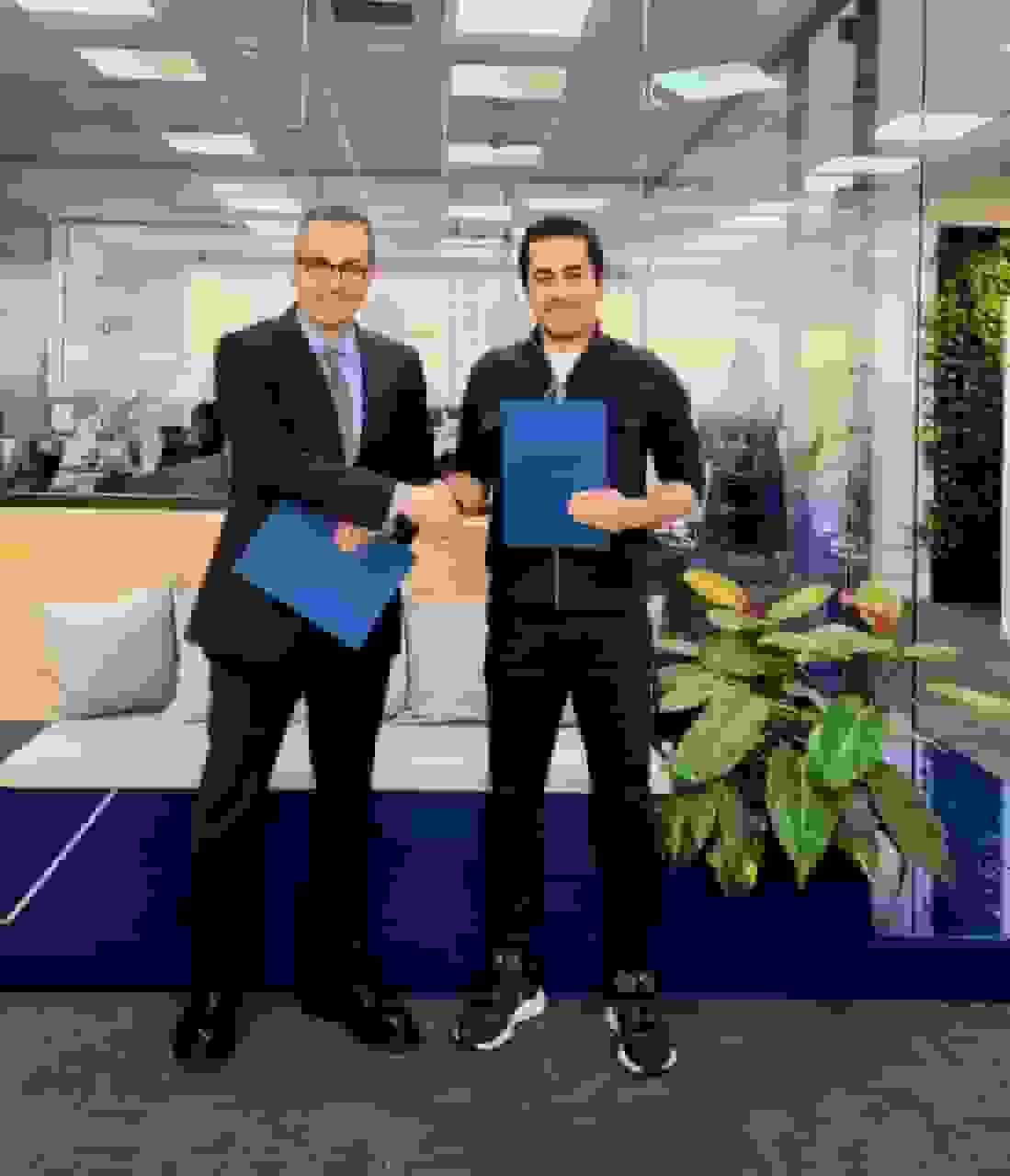 ارائه خدمات BNPL توسط دکترپی به مشتریان کلینیک‌های مکس دنتال