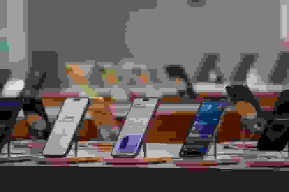 رئیس انجمن تلفن همراه: افزایش ۳۰ میلیون تومانی هزینه واردات موبایل مسافری