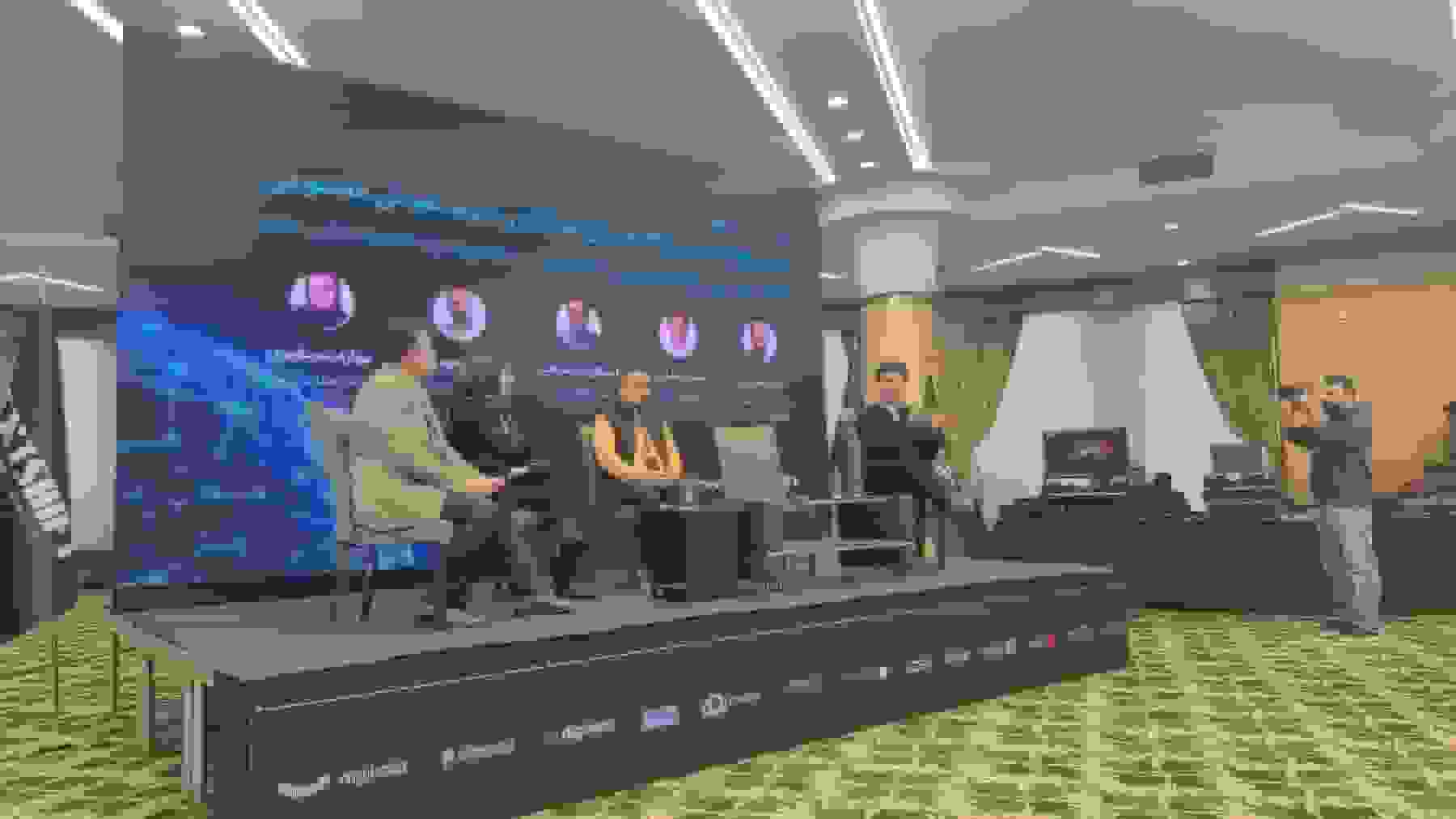 آمادگی کسب‌وکارهای ایرانی برای هوش مصنوعی در رویداد نکست‌شیفت