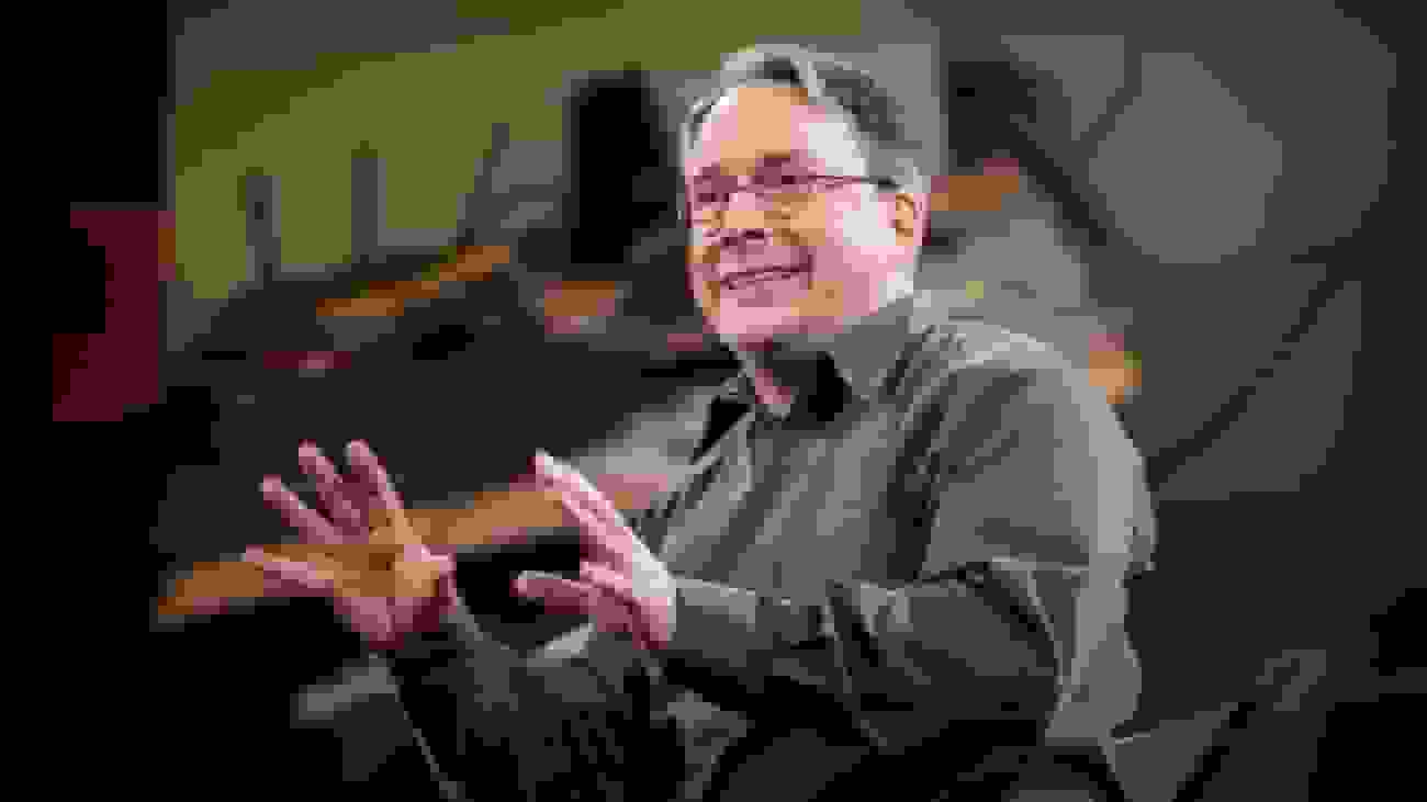 لینوس توروالدز: ایلان ماسک برای کار در شرکت‌های تکنولوژی بسیار احمق است