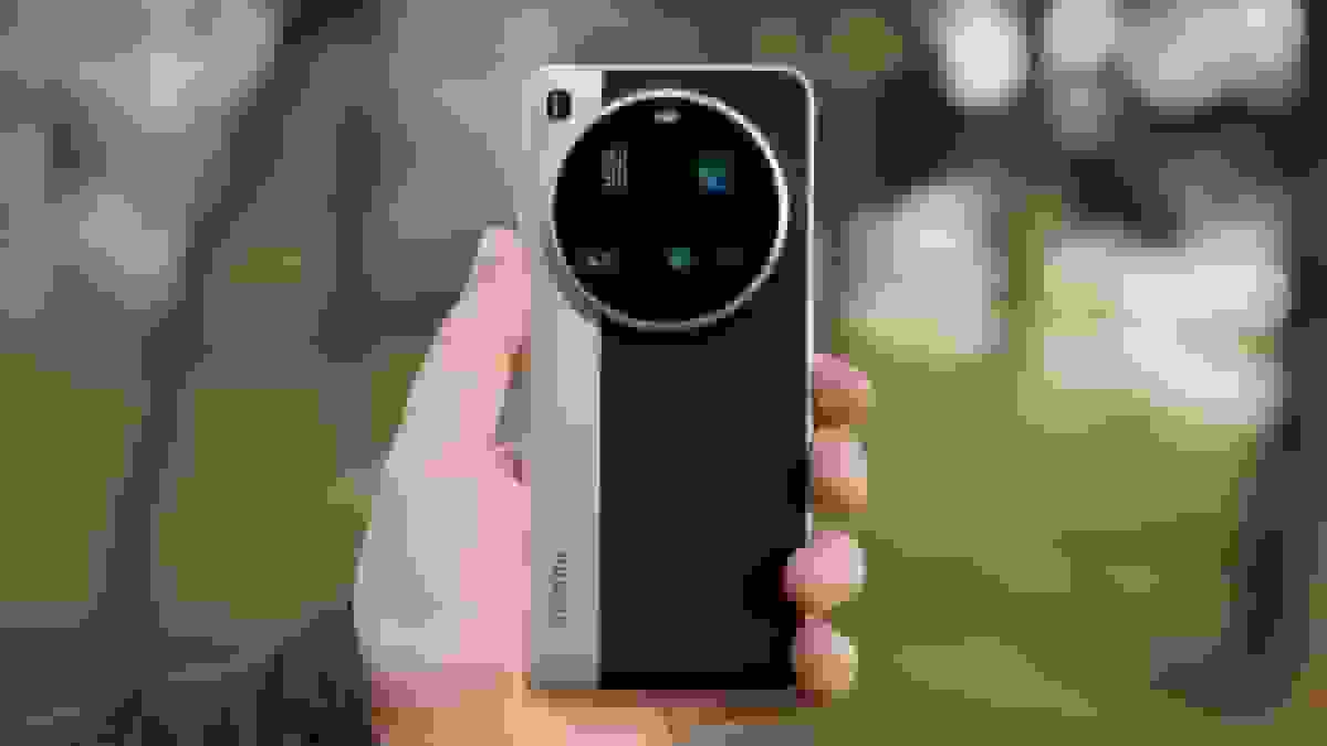 دوربین شیائومی 17 اولترا با زوم اپتیکال پیوسته 3 تا 7 برابری