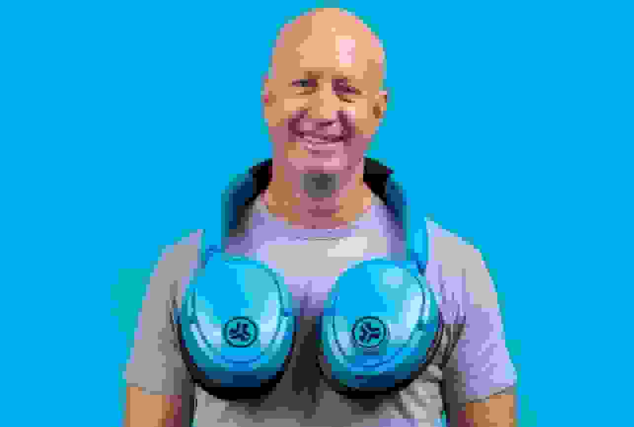 رونمایی JLab از هدفون غول‌پیکر با قابلیت پخش صدا مانند اسپیکر