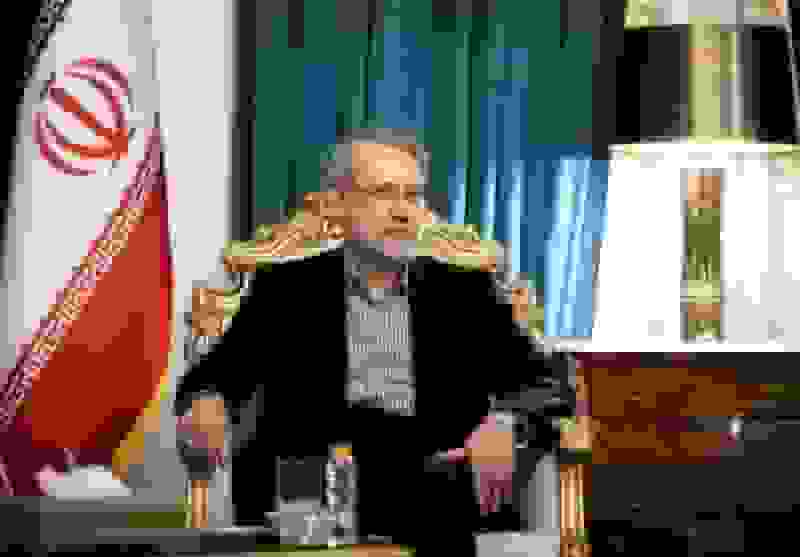 علی لاریجانی عازم مسقط شد