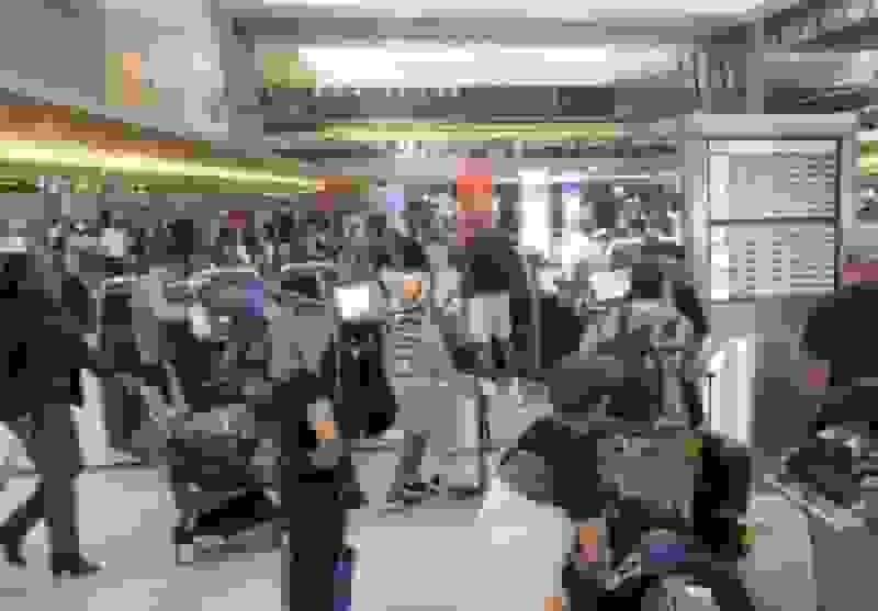 تعطیلی دولت ترامپ بیش از 3.2 میلیون مسافر هوایی آمریکا را زمین‌گیر کرد