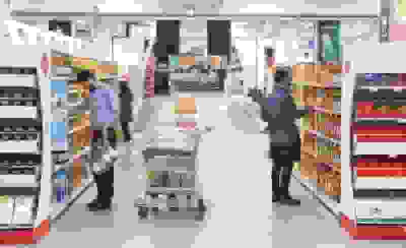 افزایش قیمت مواد غذایی در مهر ۱۴۰۴: ۴۰ قلم از ۵۳ کالای اساسی بالاتر از تورم نقطه‌ای