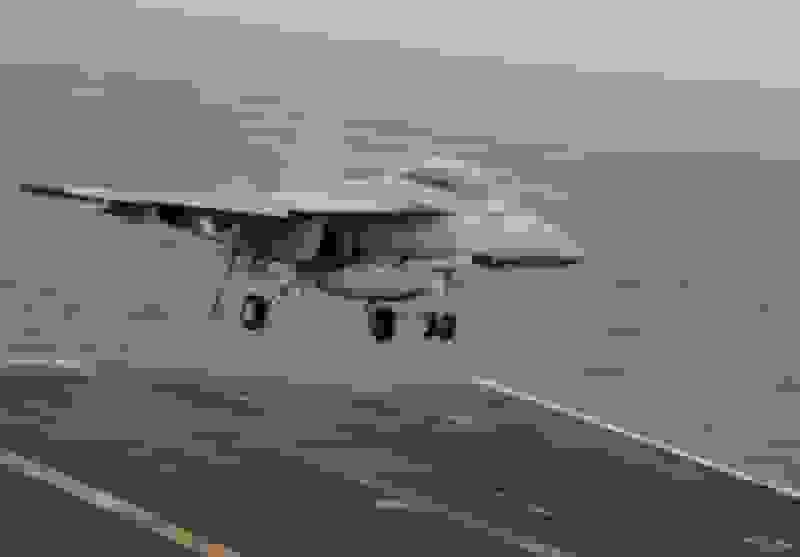 سقوط جنگنده و بالگرد آمریکا در دریای جنوبی چین