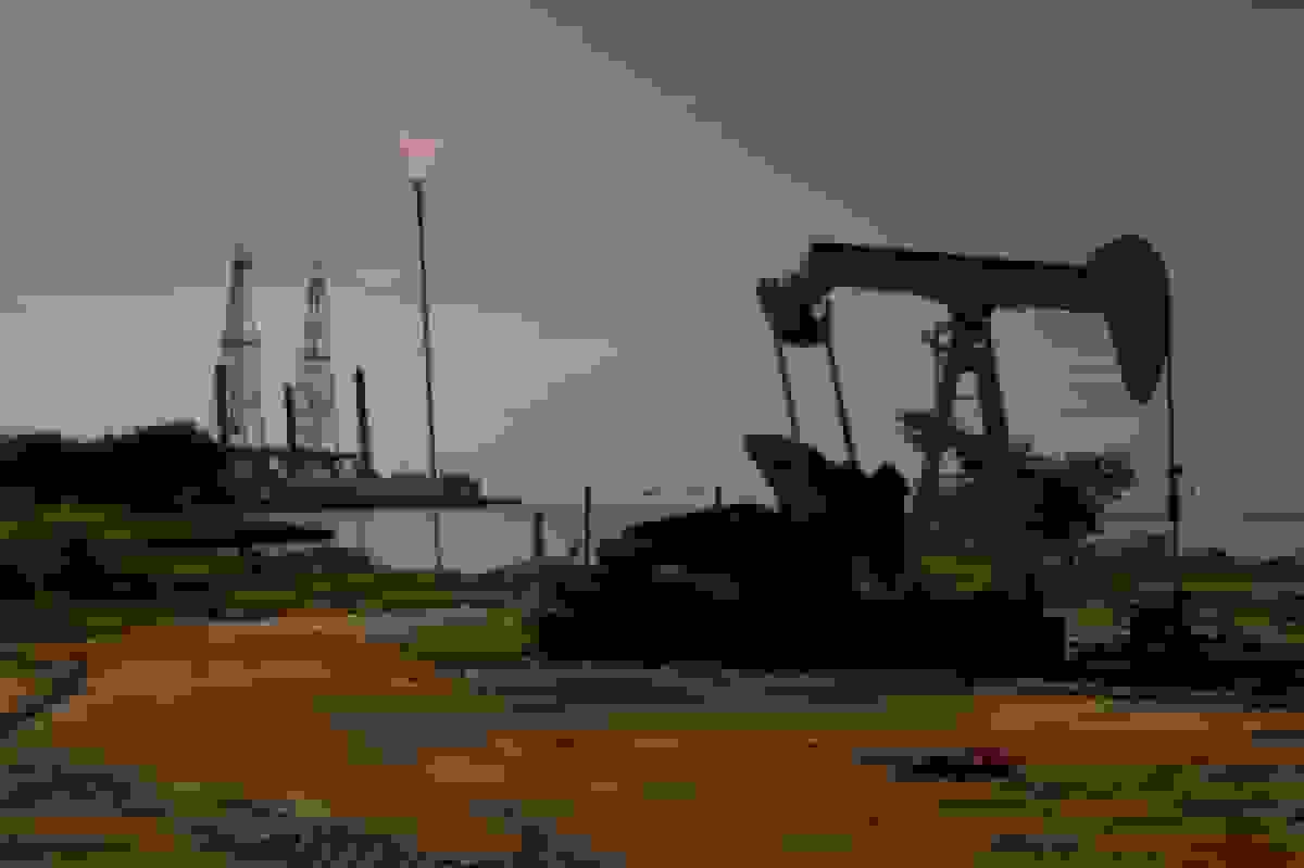 تاثیر تهدیدهای نظامی ترامپ بر صنعت نفت ونزوئلا