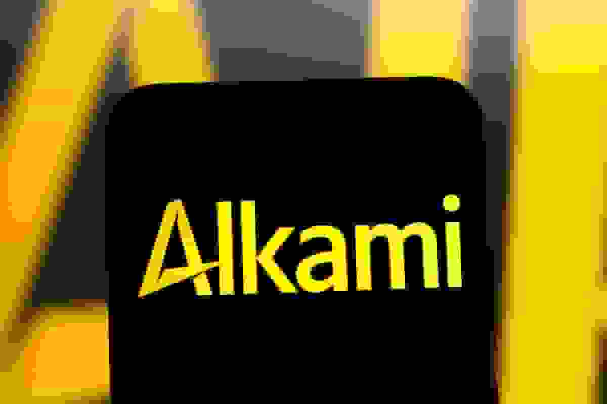 سرمایهگذار فعال جانا فناوری آلکامی را به بررسی فروش تشویق میکند