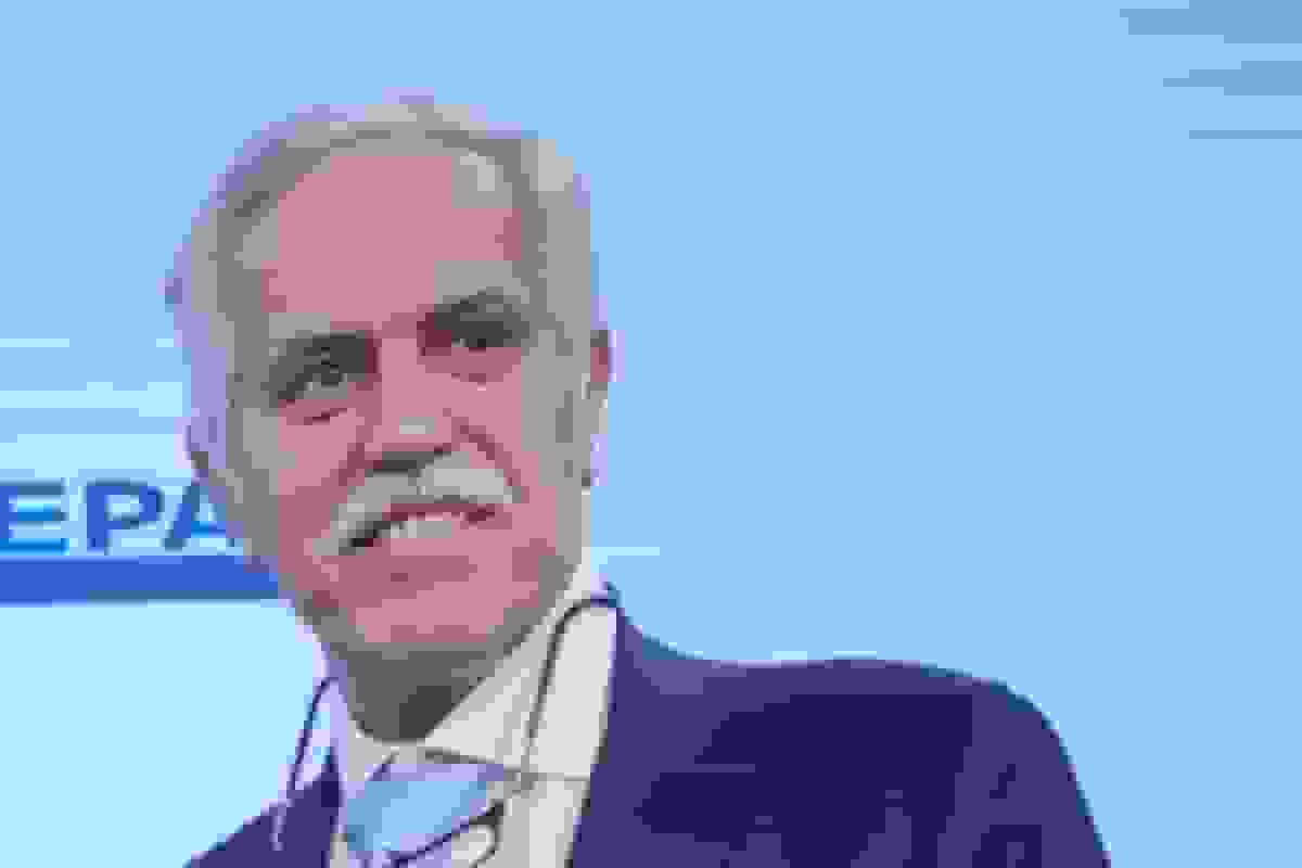 جنجال جانشینی امپراتوری رسانهای اروپا به آمریکا کشیده شد