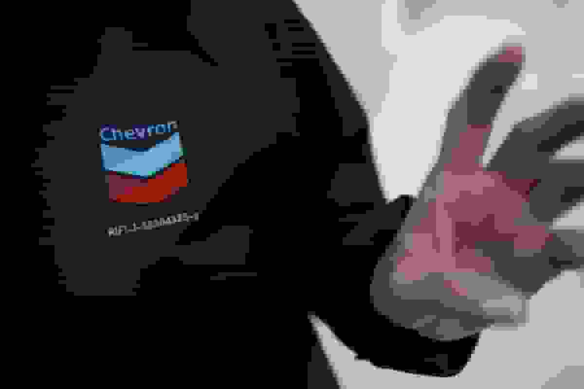 شرکت شورون بارگیری تانکرهای نفت را در ونزوئلا ادامه میدهد