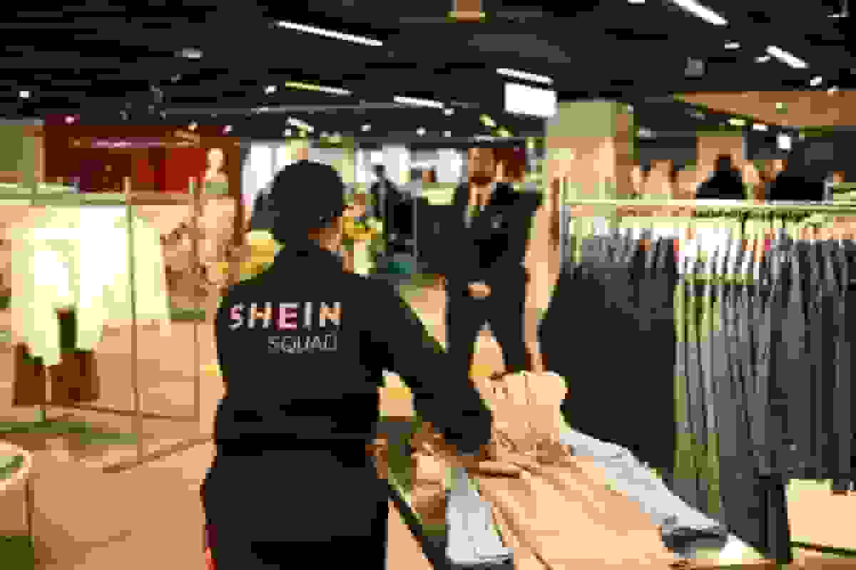 تعویق افتتاح شعبههای شین در شهرهای فرانسه