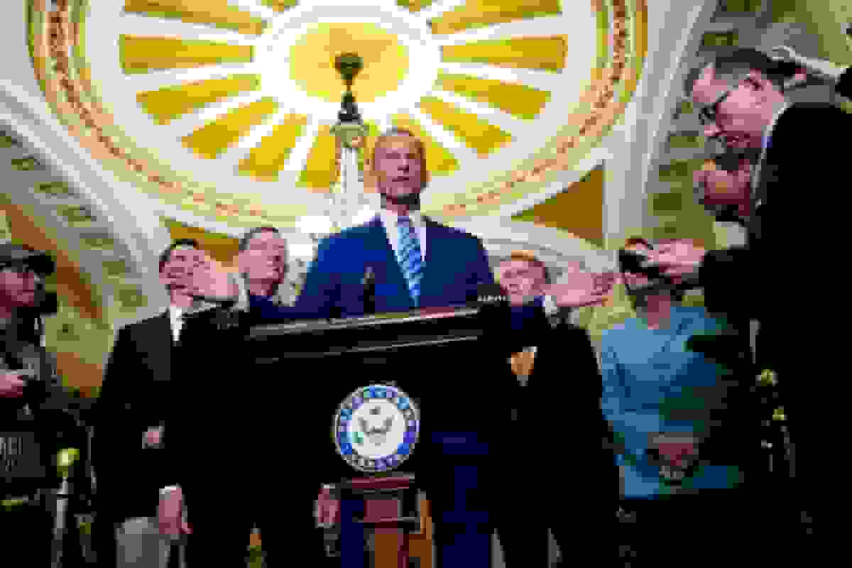 سنای آمریکا به زودی درباره لایحه تحریمهای روسیه که ترامپ مخالف آن بود رأیگیری میکند