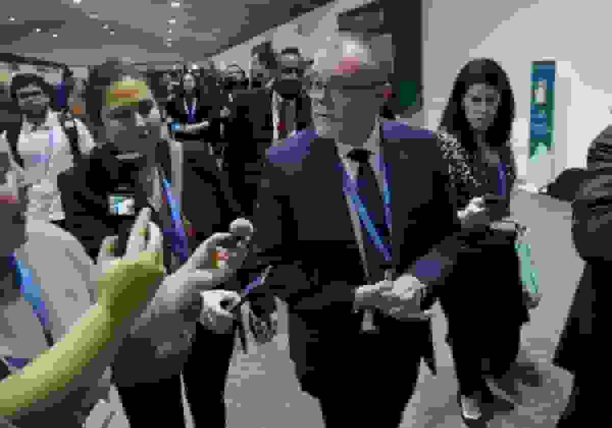 وزیر محیط زیست آفریقای جنوبی دیون جورج احتمالاً پست خود را از دست خواهد داد